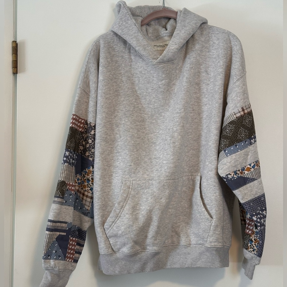 Abercrombie Essential Popover Patchwork Emborider… - image 1